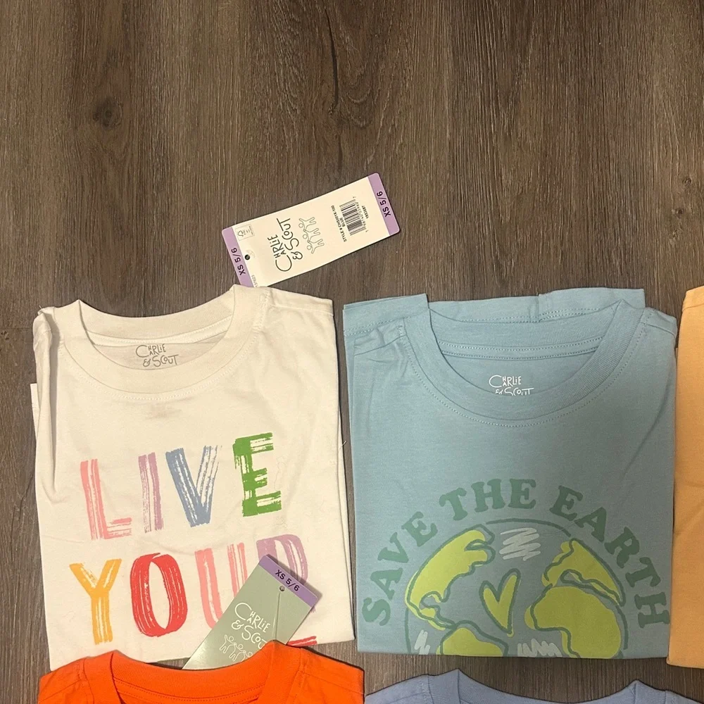 Girls Tees Bundle of 6 size 5/6 - Picture 2 of 4